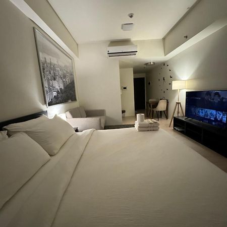 81 Newport Blvd Cluster 4 Unit B 3Rd Flr By Rechelle Nunag Pasay Exterior photo