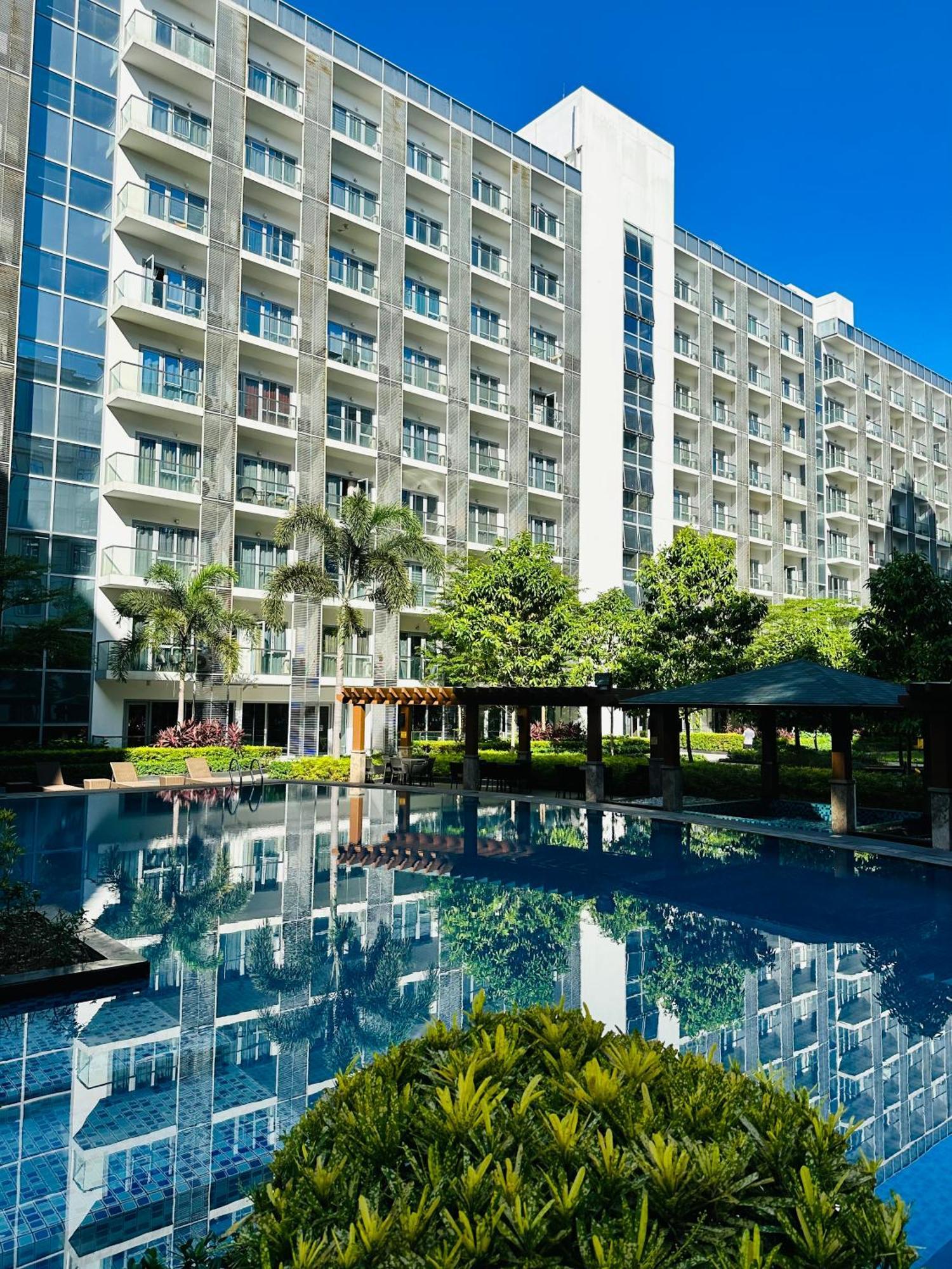 81 Newport Blvd Cluster 4 Unit B 3Rd Flr By Rechelle Nunag Pasay Exterior photo