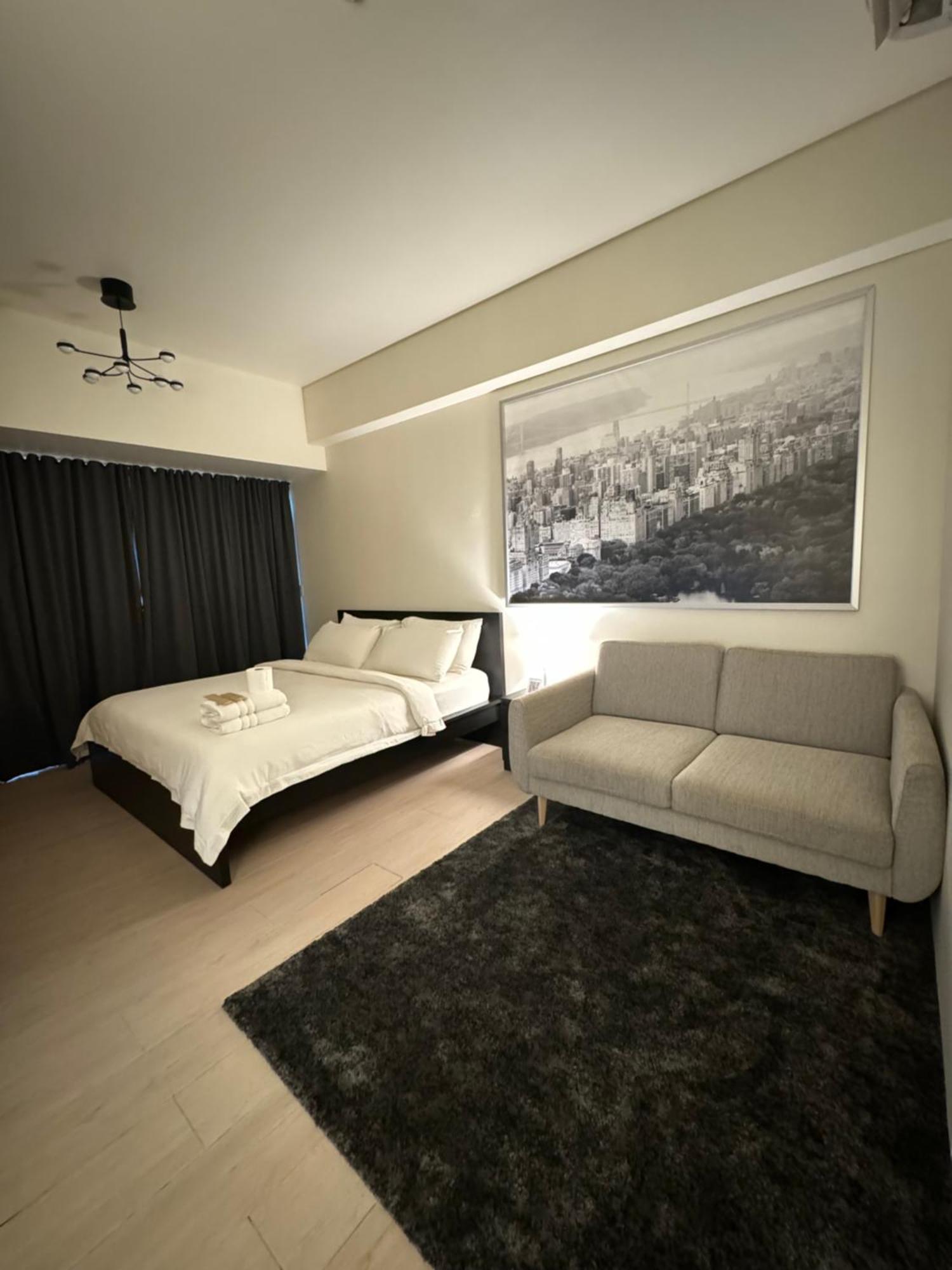 81 Newport Blvd Cluster 4 Unit B 3Rd Flr By Rechelle Nunag Pasay Exterior photo